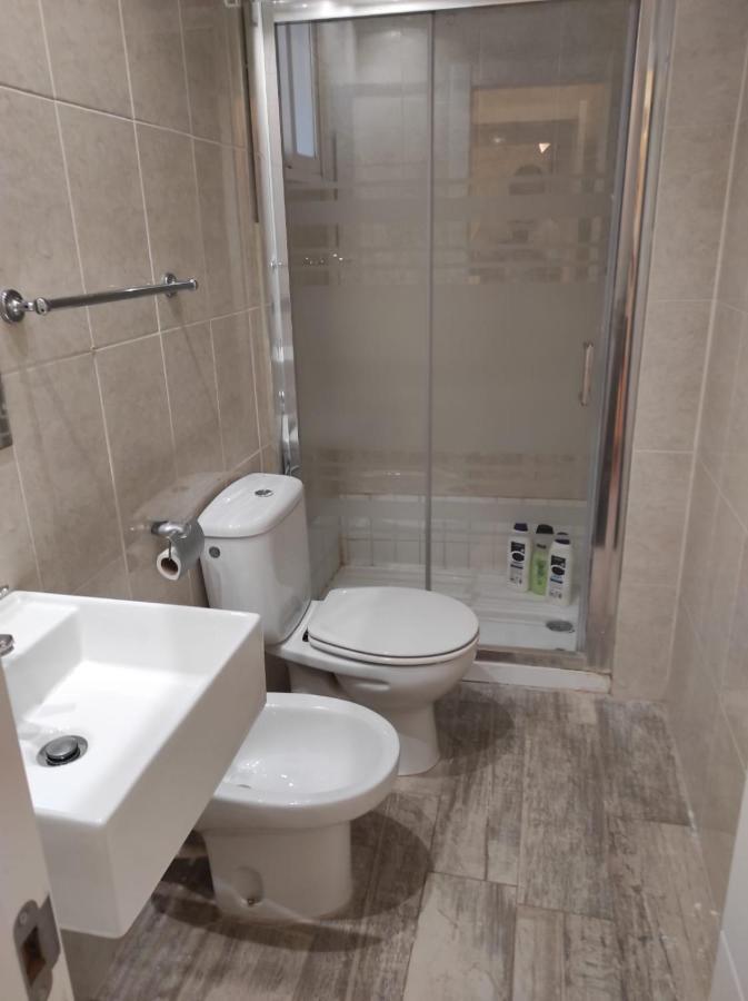 Apartamentos En Plom Валенсия Экстерьер фото