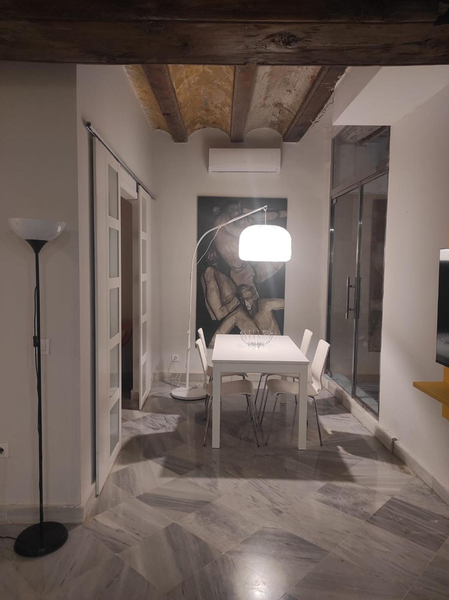 Apartamentos En Plom Валенсия Экстерьер фото